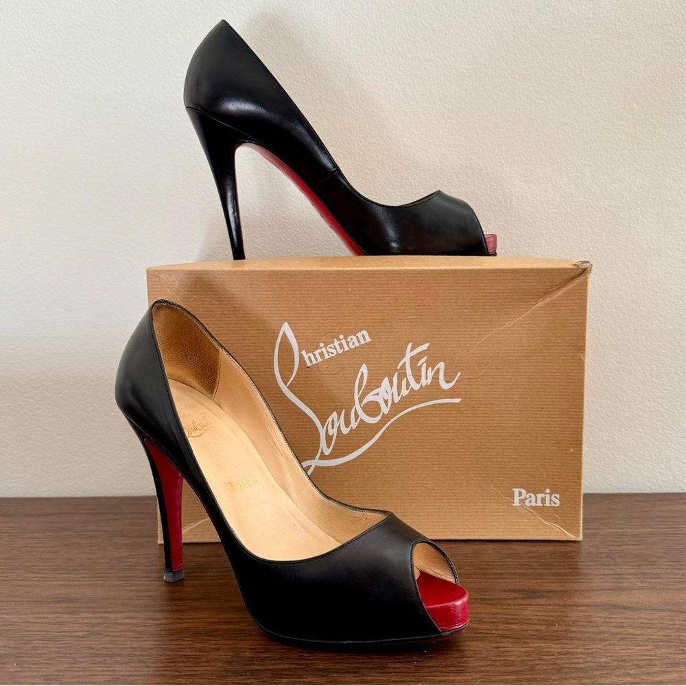 Christian Louboutin Very Prive